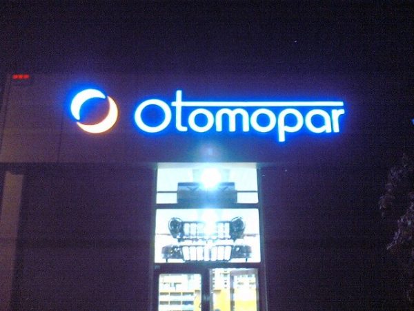 Işıklı tabela oto